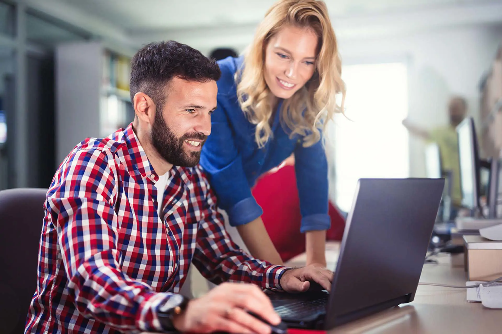 Werkenden 138837249 LR