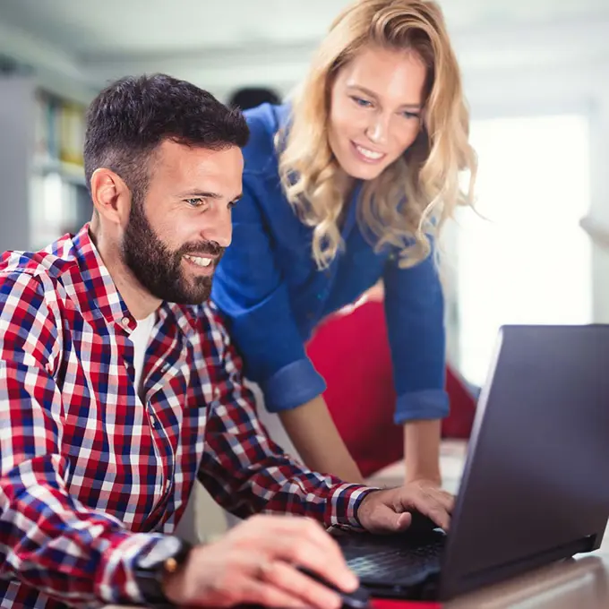 Werkenden 138837249 LR